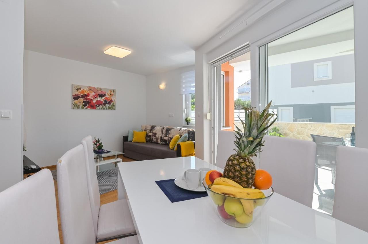 Apartment Funtastic With Private Pool Novalja Zewnętrze zdjęcie