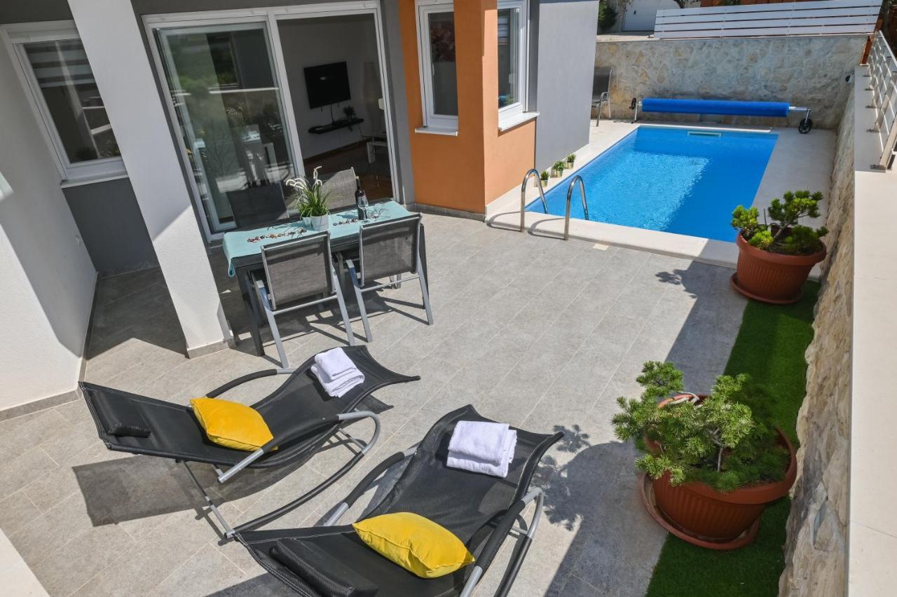 Apartment Funtastic With Private Pool Novalja Zewnętrze zdjęcie